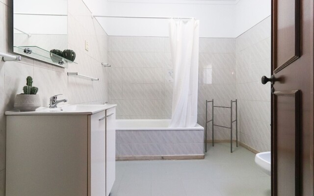 Sintra Classic Villa by Homing