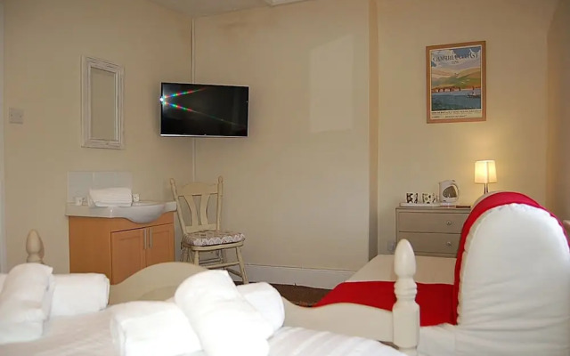 Saint Cadfans Lodge