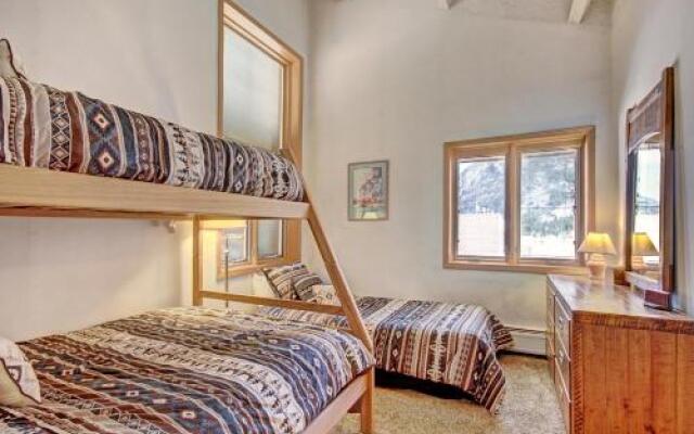 Pg310 Peregrine Condo
