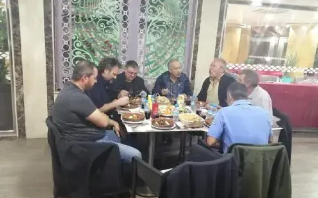 Hotel Hadaik Ain Asserdoune