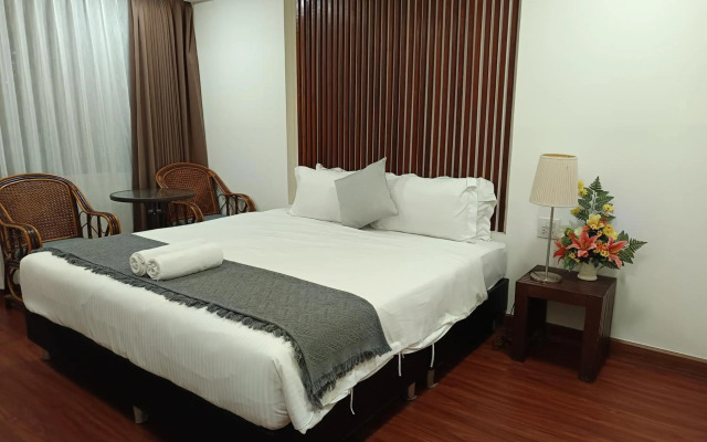 Longzhu Guesthouse