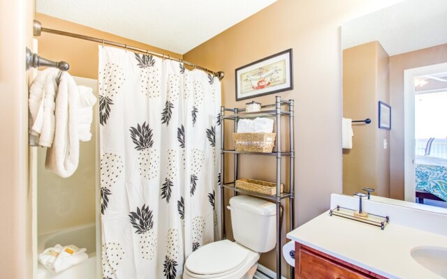 Tropic Winds Condominium