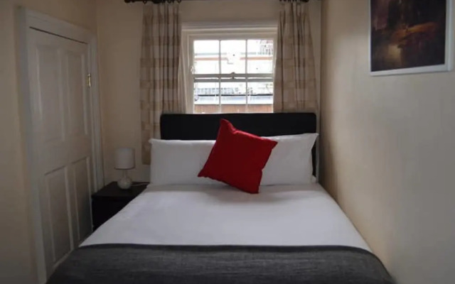 Metrostays - O'Connell Street 85-3