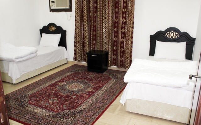Al Eairy Furnished Apartments Qassim 4