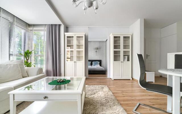 MARGI Eclipse Apartament