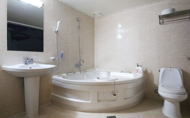 Cheonan Hotel Luis