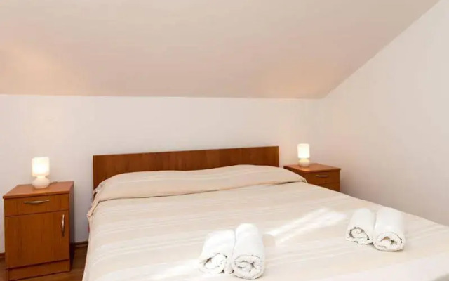 Apartments Mondo
