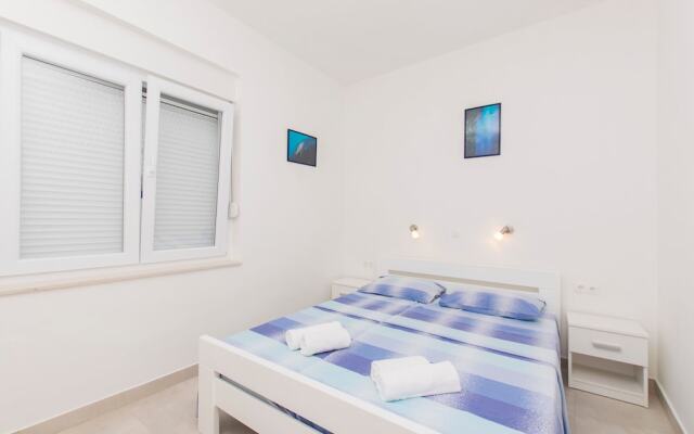 Apartment Alenka
