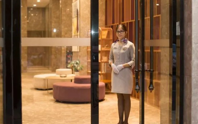 Lavande Hotels (Qingyuan Light Railway Station Qingyuan Avenue)