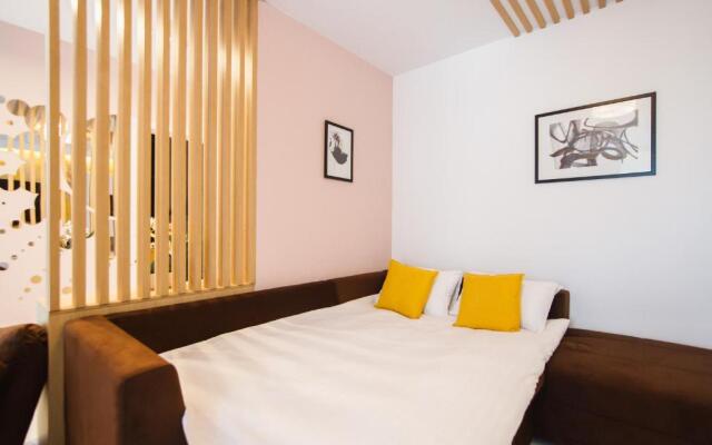 Romantic getaway at West Residence