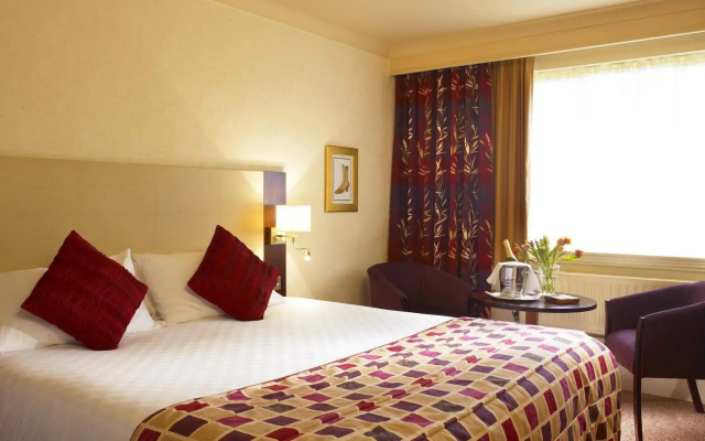 Mercure Daventry Court Hotel