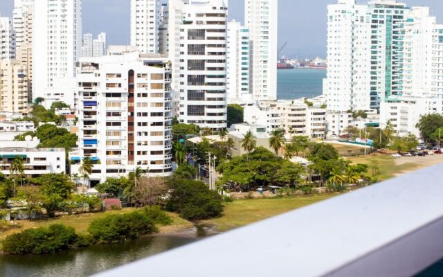 Conquistador Apartaments By SYA