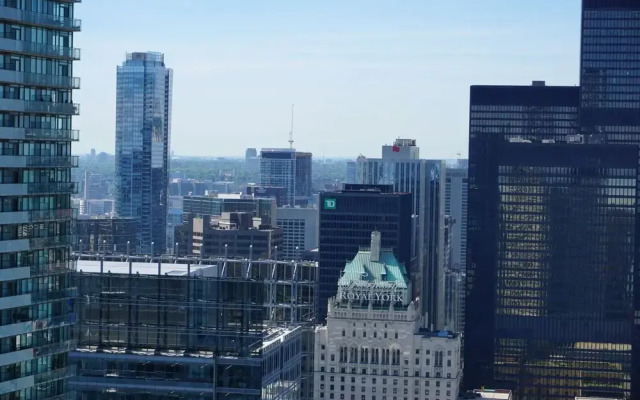 Aaira Suites at 1 York St