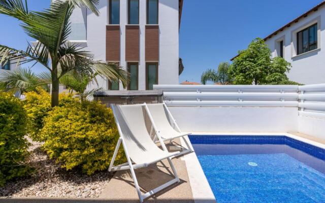 Sea La Vie 3-BR Villa in Protaras