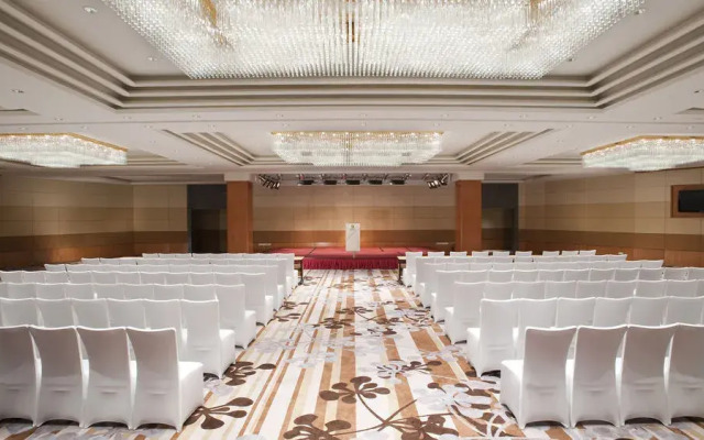 Holiday Inn Riverside