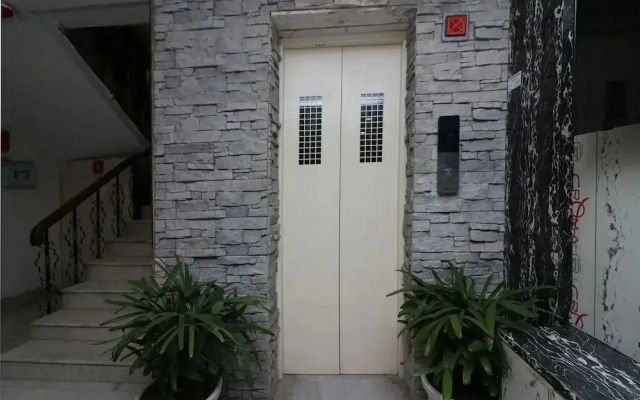 Silverkey Executive Stays 30334 Jaan Nagar Road