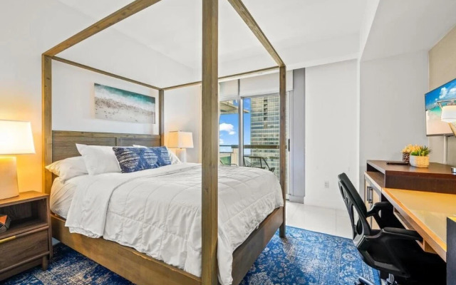 Luxury Brickell 3 Beds Sleeps 8