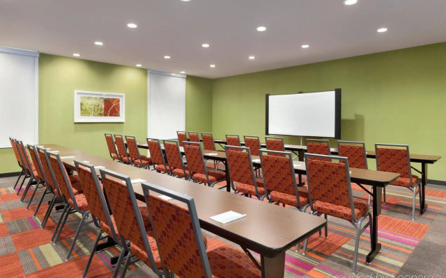 Home2Suites by Hilton Edmond