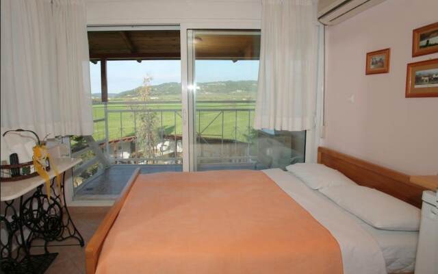 Xanthos Rooms