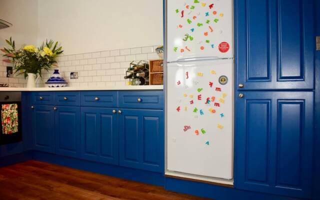 Chic and Contemporary Victorian Family Home