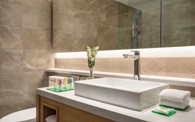 Hyatt Place Tongxiang Train Station