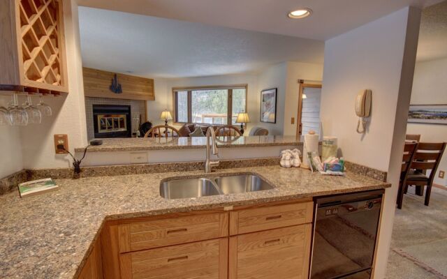 Frostfire E10 by SummitCove Vacation Lodging