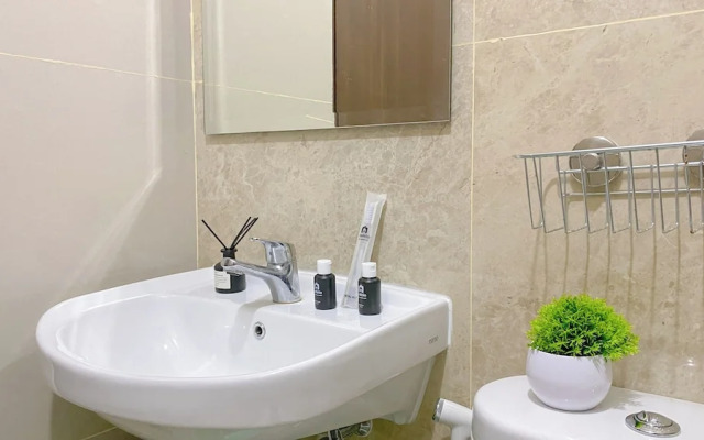 Comfort Living 2Br At Transpark Cibubur Apartment