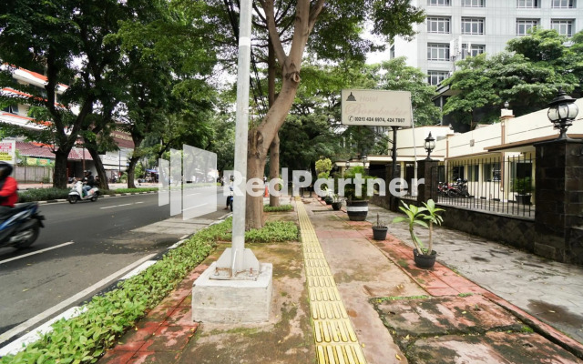 OYO 90853 Hotel Borobudur Kemayoran Syariah