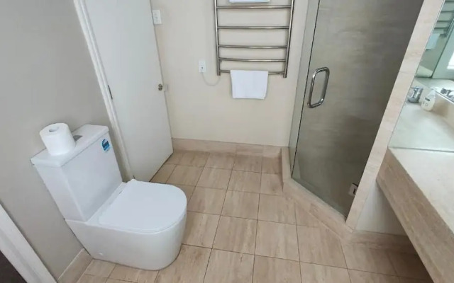 3min to beach 4 bedroom villa