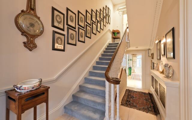 Sweet Inn - Elegant Ballsbridge