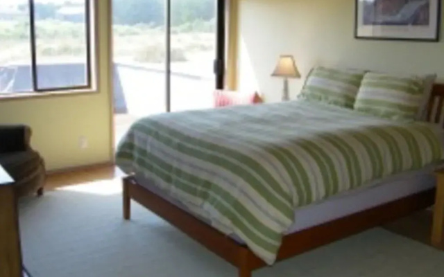 Silvermist 3 Br Home by RedAwning