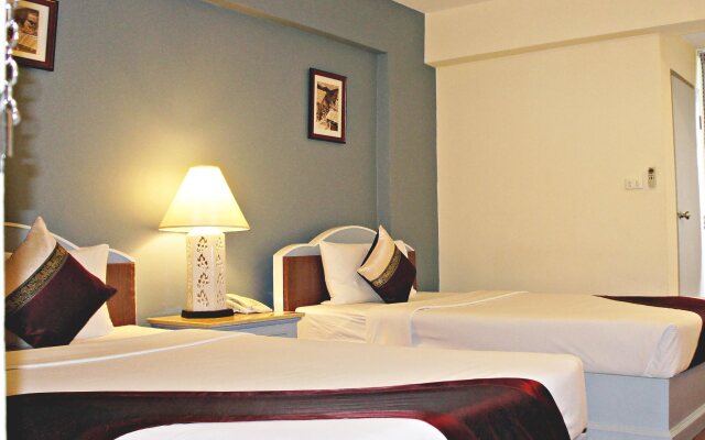 Lamphun Will Hotel