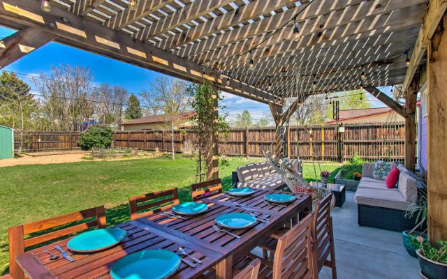 Patio, Grill & Yard: Cozy Denver Abode!