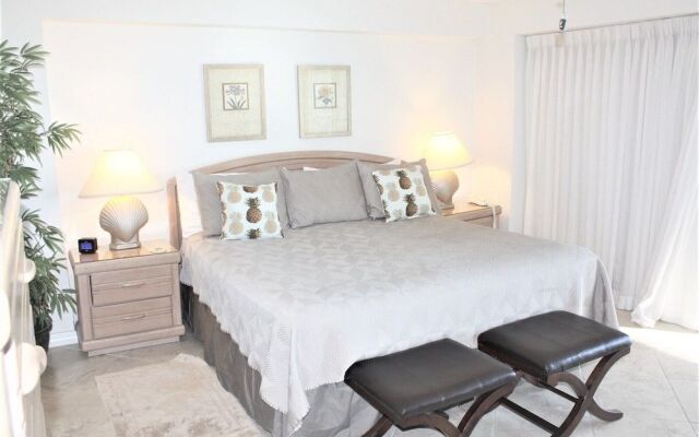 Jamaica Royale 403 - 2 Br Condo