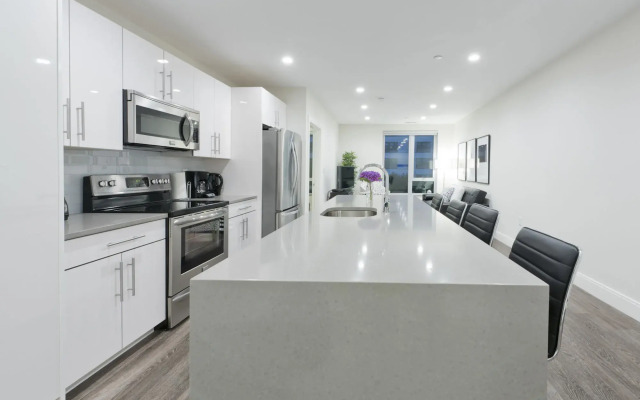 Chic 3BR in Lower Roxbury by Sonder