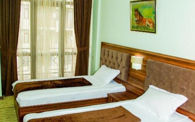 Hotel Grand