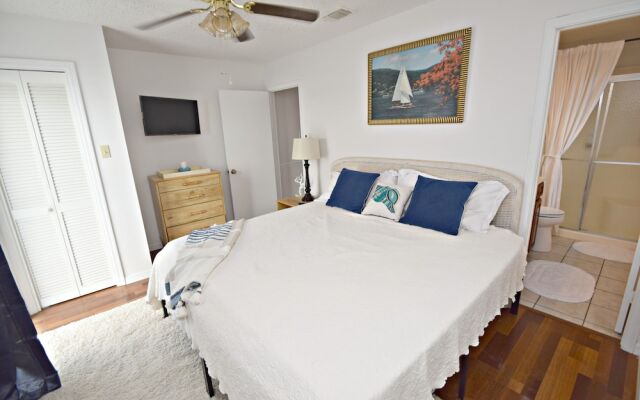 Lagoon Lanai 4 Bedroom Home