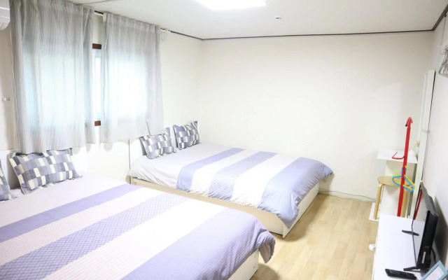 Jeong House