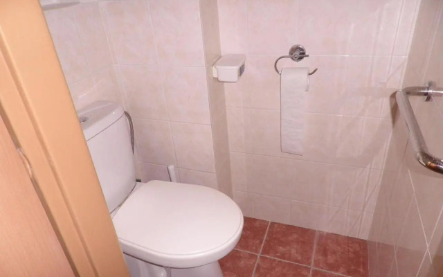 Flat 18 Minutes From Vaclavske Namesti