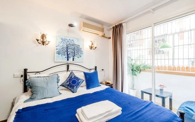 Qiyu Homestay - West Nanjing Road Branch