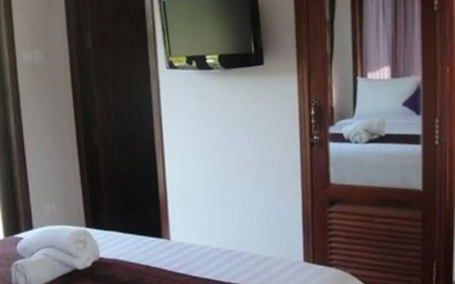 EOcambo Villa