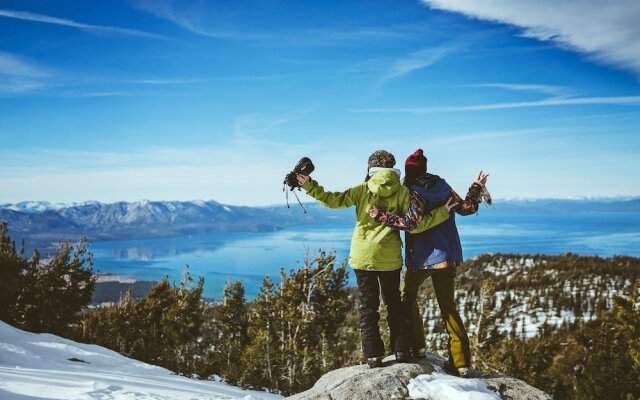 Luxury 2br Steps From Heavenly Village & Gondola 2 Bedroom Condo by RedAwning