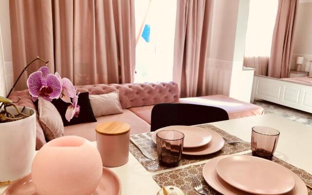 DeLight Apartments