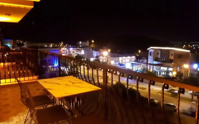 Aymesev Residence Cesme