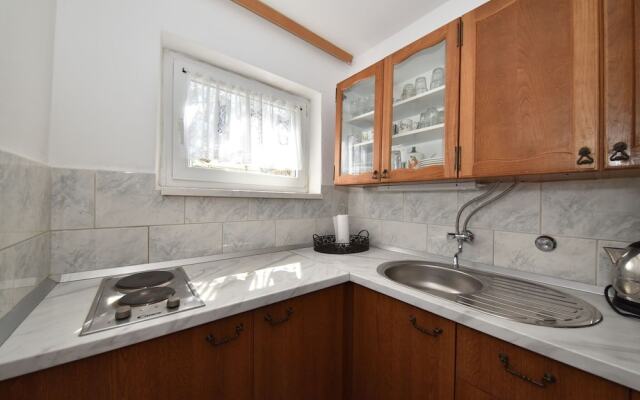 Traditional Apartment in Zadar With Garden