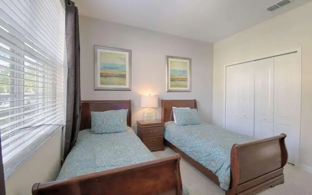 2914 Paradise Palms