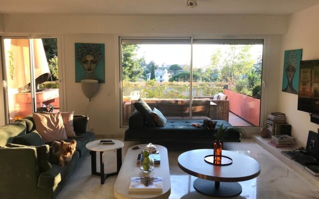 Duplex Design Avec 300 M de Terrasse