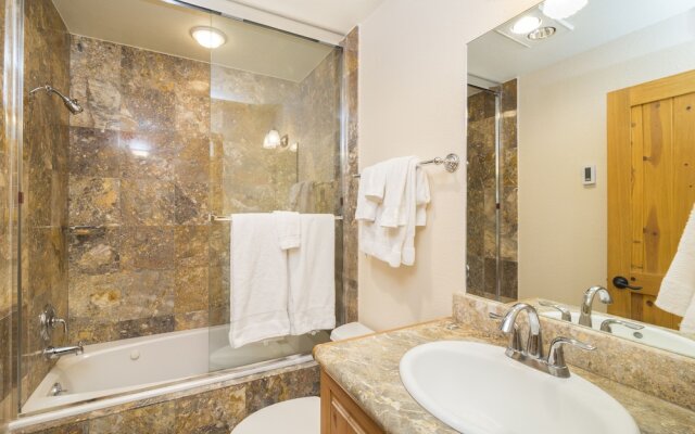 Bear Creek Lodge 208 2 Bedroom Condo by Alpine Lodging Telluride