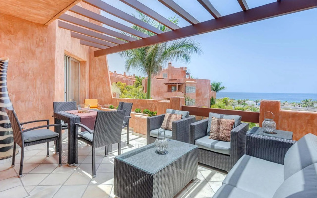 Romen 2-2 PENTHOUSE SEA VIEW & JACUZZI 2B