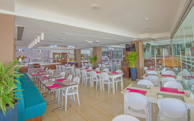 New Famagusta Hotel&Suites